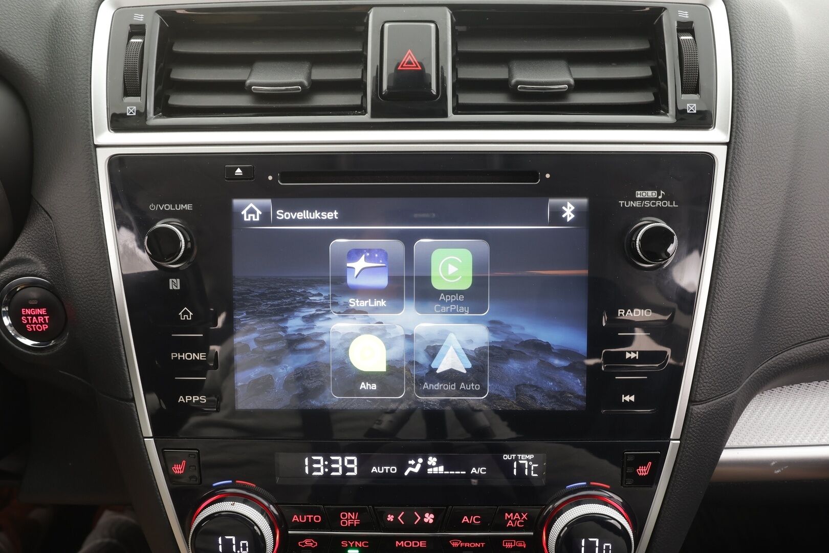 Subaru Outback 2018 2,5i Active CVT - | ACC | Koukku | Sähköpenkki | P.kamera | LED | Keyless | Apple & Android | BSM | Kaistavahti | Merkkihuollot | 1-om suomiauto | Lohko+sisälämmitin |