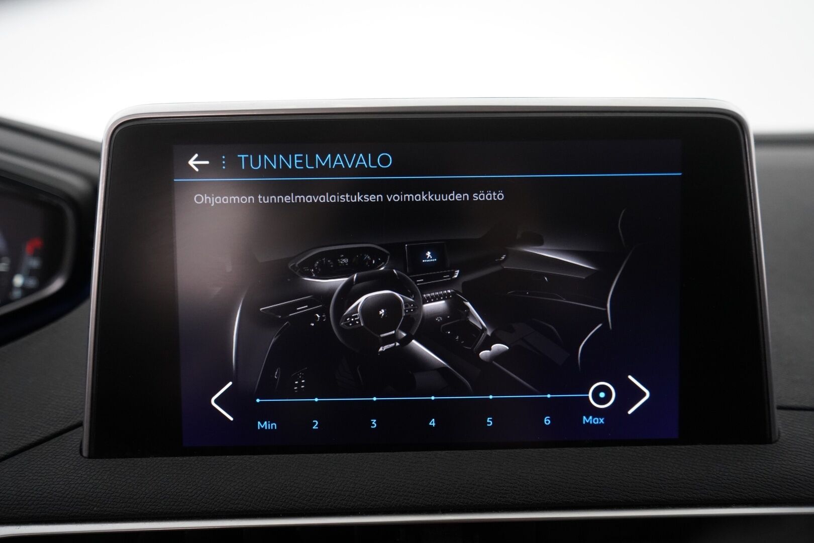 Peugeot 5008 2018 Allure PureTech 130 Automaatti *BLIS / Keyless / Vakkari / Tutkat / Lohko* - 7-paikkainen / Suomi-auto / Kahdet renkaat alumiinivantein / Viimeisin huolto 2/25 / Jakohihna 100tkm kohdalla