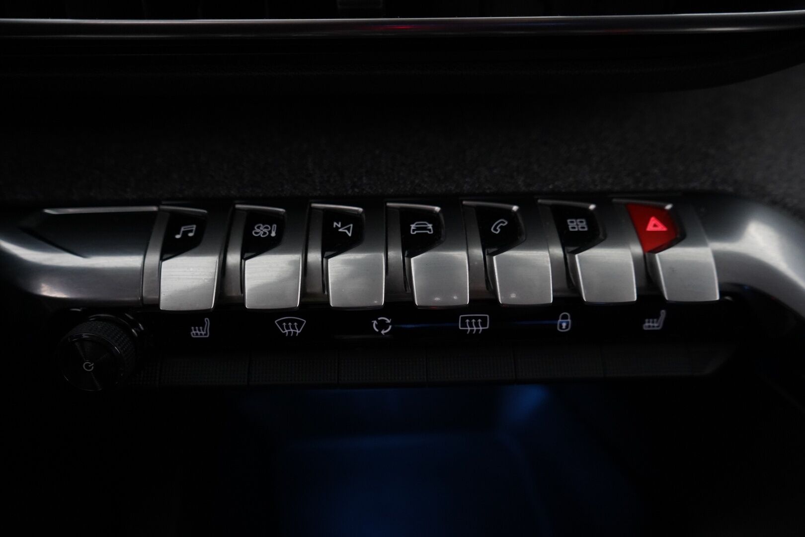 Peugeot 5008 2018 Allure PureTech 130 Automaatti *BLIS / Keyless / Vakkari / Tutkat / Lohko* - 7-paikkainen / Suomi-auto / Kahdet renkaat alumiinivantein / Viimeisin huolto 2/25 / Jakohihna 100tkm kohdalla