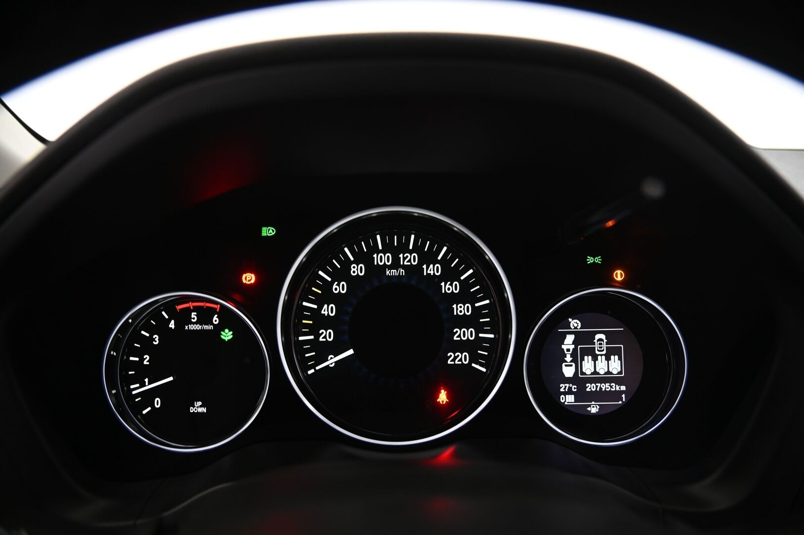 Honda HR-V 2017 1,6 D Executive - Lasikatto | P*kamera | Vakkari | Koukku | Lohko & sisätilalämmitin | 2x Renkaat & vanteet | Juuri huollettu! | Suomi-auto