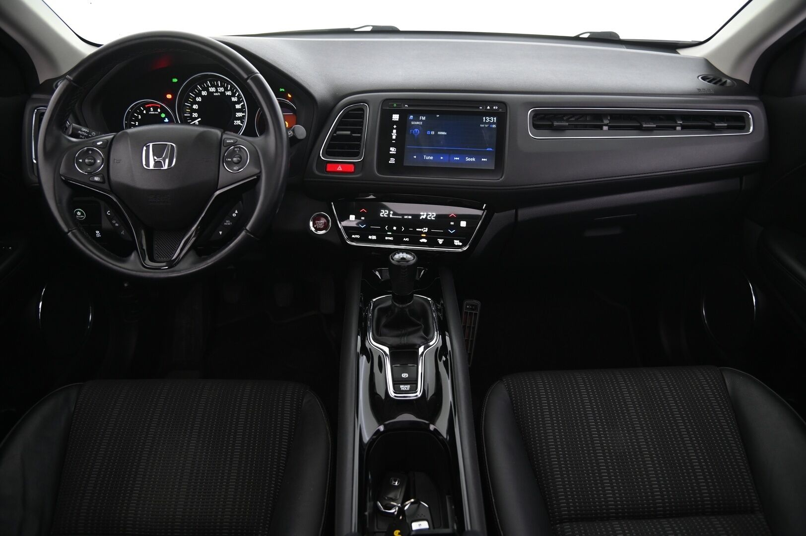 Honda HR-V 2017 1,6 D Executive - Lasikatto | P*kamera | Vakkari | Koukku | Lohko & sisätilalämmitin | 2x Renkaat & vanteet | Juuri huollettu! | Suomi-auto
