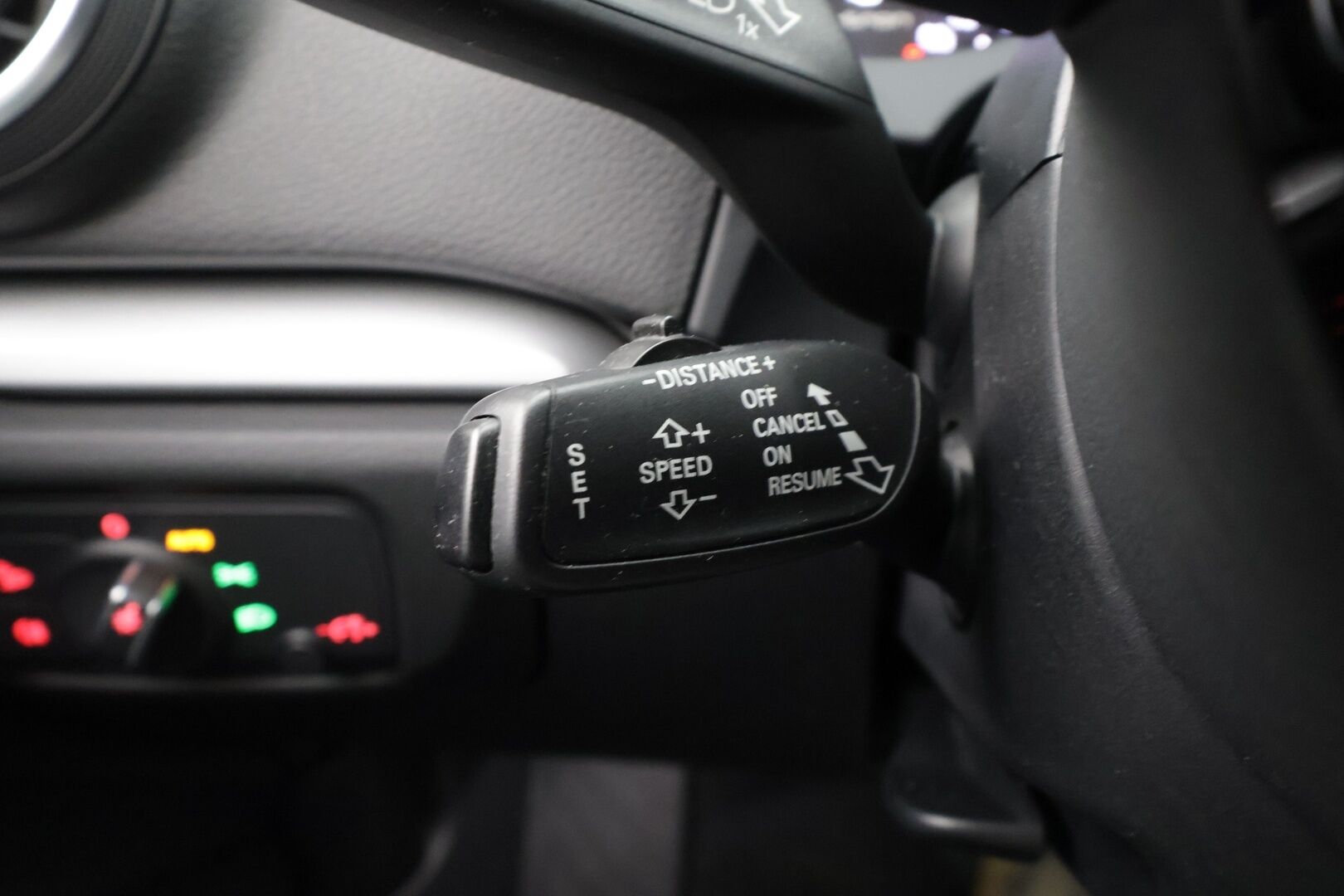 Audi A3 2016 Sportback 1,4 TFSI e-tron S tronic * ACC / LED / P.tutkat / Sporttipenkit / Lasikattoluukku / Lohkolämmitin * - Kahdet uudet renkaat vanteilla! - HULLUT BLACKWEEK JATKOT - KORKOTARJOUS 2,49%