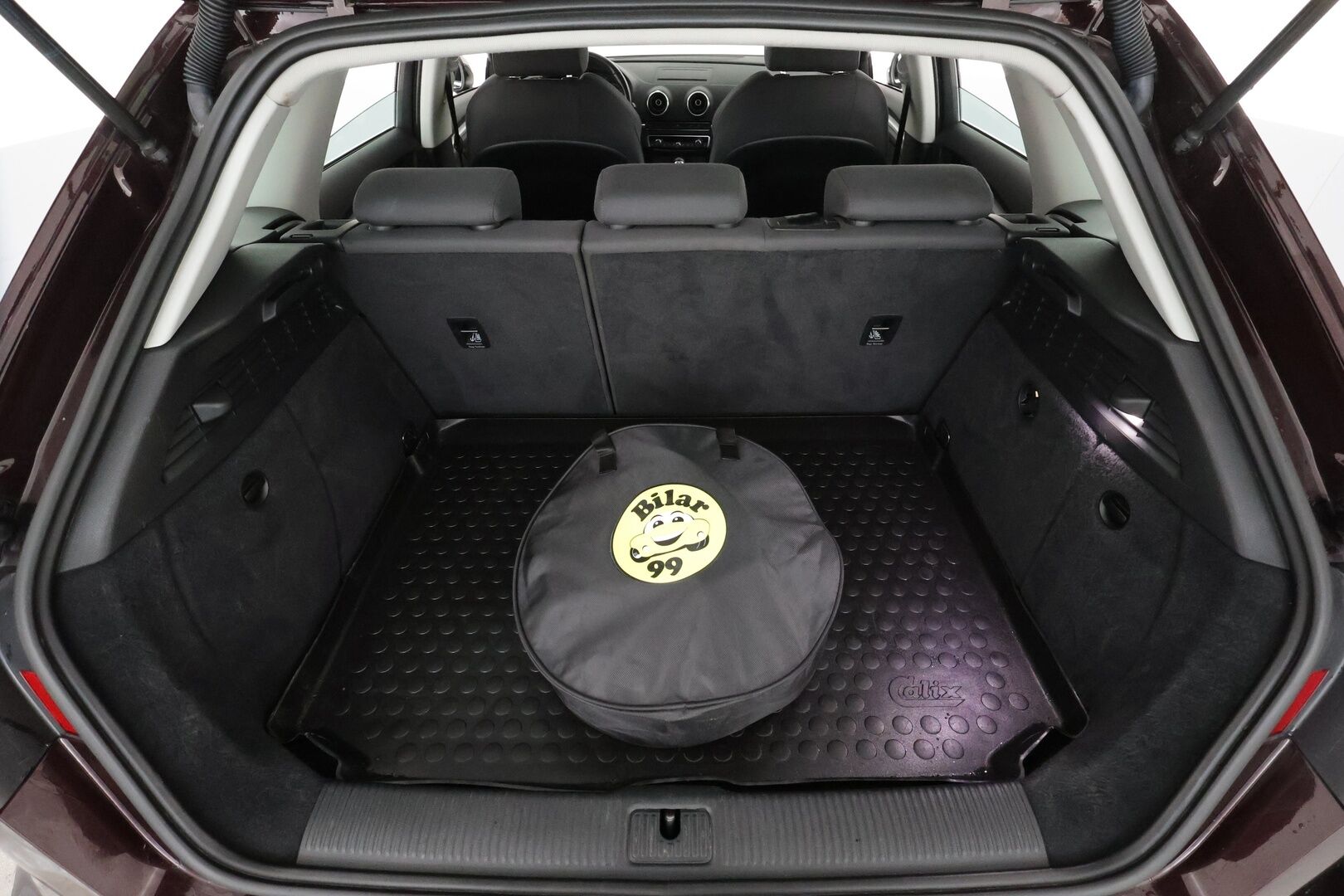 Audi A3 2016 Sportback 1,4 TFSI e-tron S tronic * ACC / LED / P.tutkat / Sporttipenkit / Lasikattoluukku / Lohkolämmitin * - Kahdet uudet renkaat vanteilla! - HULLUT BLACKWEEK JATKOT - KORKOTARJOUS 2,49%