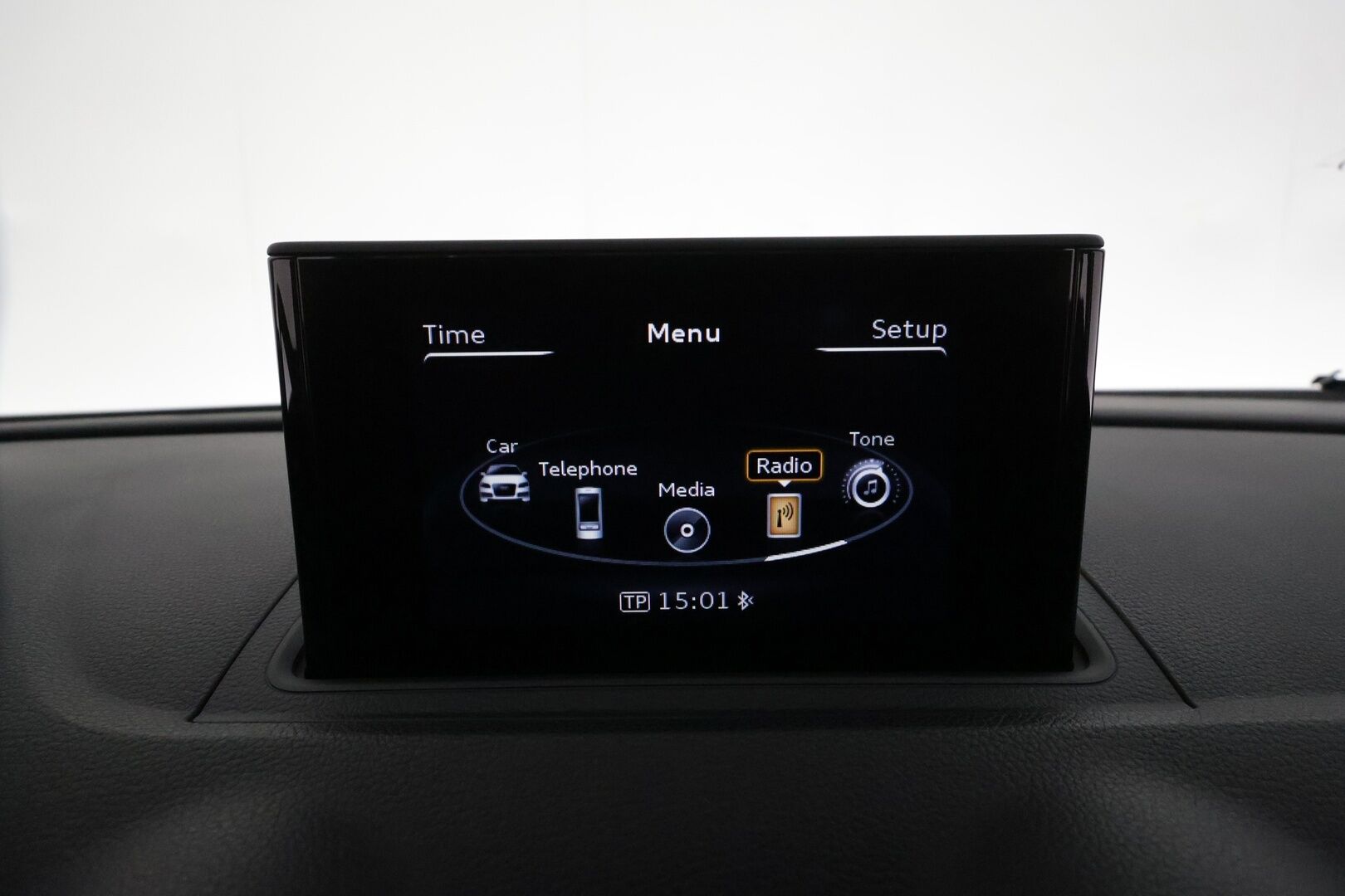 Audi A3 2016 Sportback 1,4 TFSI e-tron S tronic * ACC / LED / P.tutkat / Sporttipenkit / Lasikattoluukku / Lohkolämmitin * - Kahdet uudet renkaat vanteilla! - HULLUT BLACKWEEK JATKOT - KORKOTARJOUS 2,49%