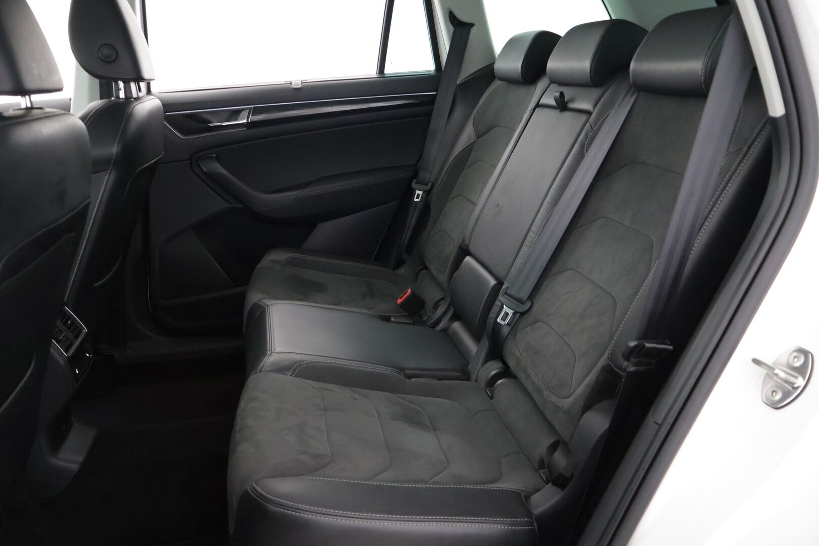 Skoda Kodiaq 2020 2,0 TDI 190 4x4 Style BusinessLine DSG Autom. - Suomi-auto | Webasto | ACC | Digimittari | BLIS | 360-Kamera | Muistipenkit | Winter package | Canton Audio | Tuore leima!