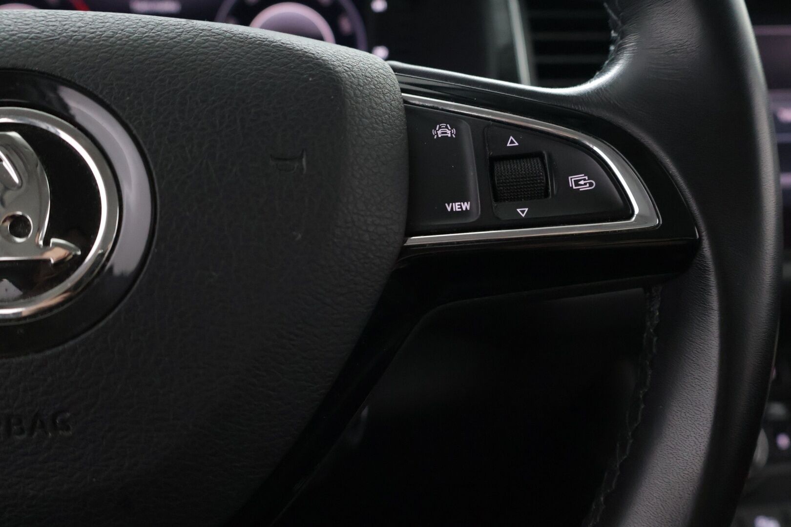 Skoda Kodiaq 2020 2,0 TDI 190 4x4 Style BusinessLine DSG Autom. - Suomi-auto | Webasto | ACC | Digimittari | BLIS | 360-Kamera | Muistipenkit | Winter package | Canton Audio | Tuore leima!