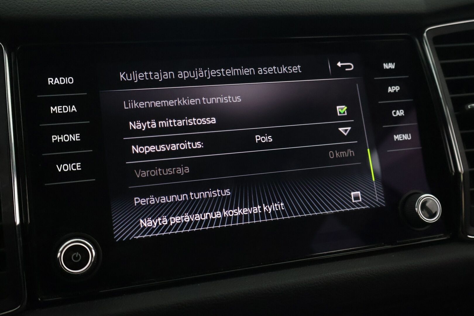 Skoda Kodiaq 2020 2,0 TDI 190 4x4 Style BusinessLine DSG Autom. - Suomi-auto | Webasto | ACC | Digimittari | BLIS | 360-Kamera | Muistipenkit | Winter package | Canton Audio | Tuore leima!
