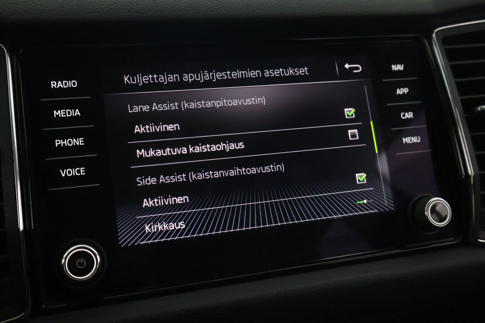 Skoda Kodiaq 2020 2,0 TDI 190 4x4 Style BusinessLine DSG Autom. - Suomi-auto | Webasto | ACC | Digimittari | BLIS | 360-Kamera | Muistipenkit | Winter package | Canton Audio | Tuore leima!