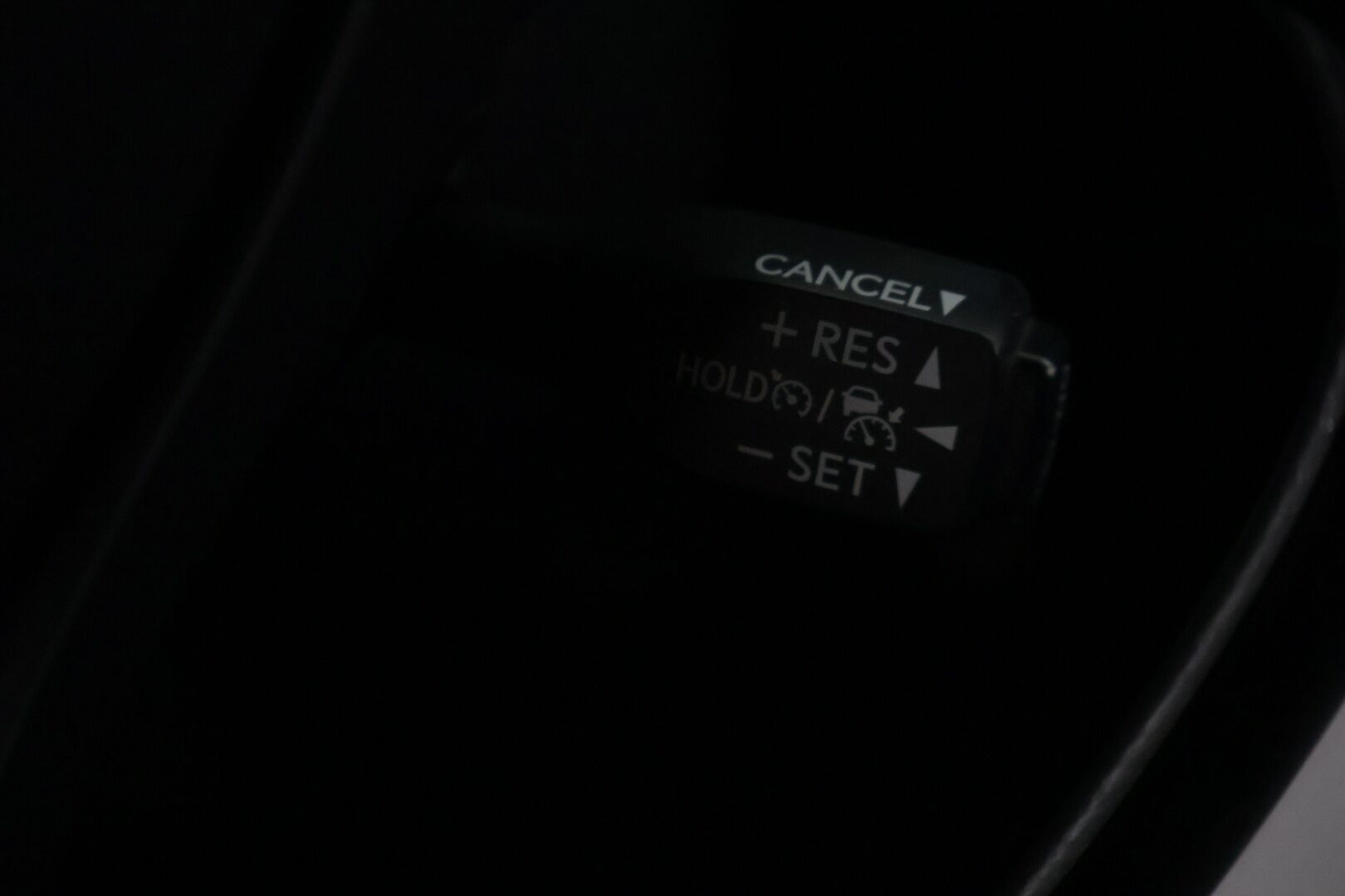 Toyota C-HR 2020 1,8 Hybrid Active - | ACC | Peruutuskamera | Facelift | Suomi-auto | LED |  2x Renkaat & vanteet | 