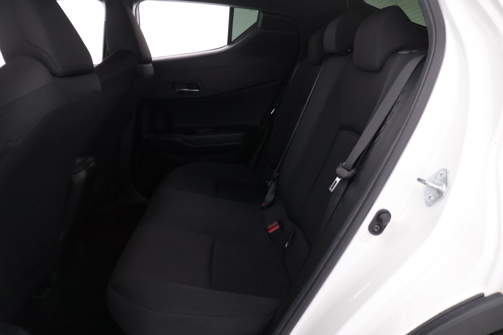Toyota C-HR 2020 1,8 Hybrid Active - | ACC | Peruutuskamera | Facelift | Suomi-auto | LED |  2x Renkaat & vanteet | 
