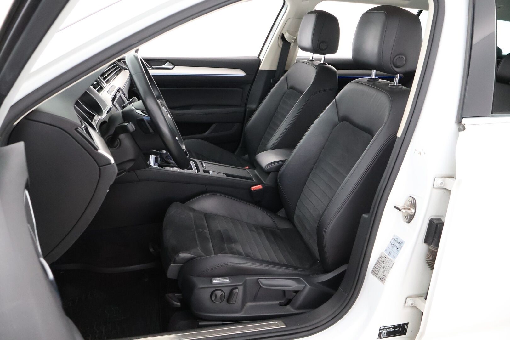 Volkswagen Passat 2016 GTE Variant Plug-In 160kW DSG aut - MYYDÄÄN HUUTOKAUPAT.COM! - MYYDÄN HUUTOKAUPAT.COM!