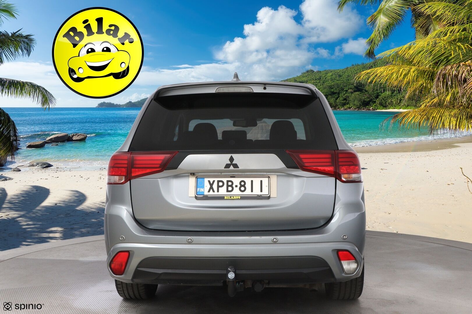 Mitsubishi OUTLANDER PHEV 2016 Instyle Navi 4WD - Rockford Fosgate | Peruutuskamera | Vetokoukku | Nahka-Alcantara | Vakkari | Navi | Näyttävä!