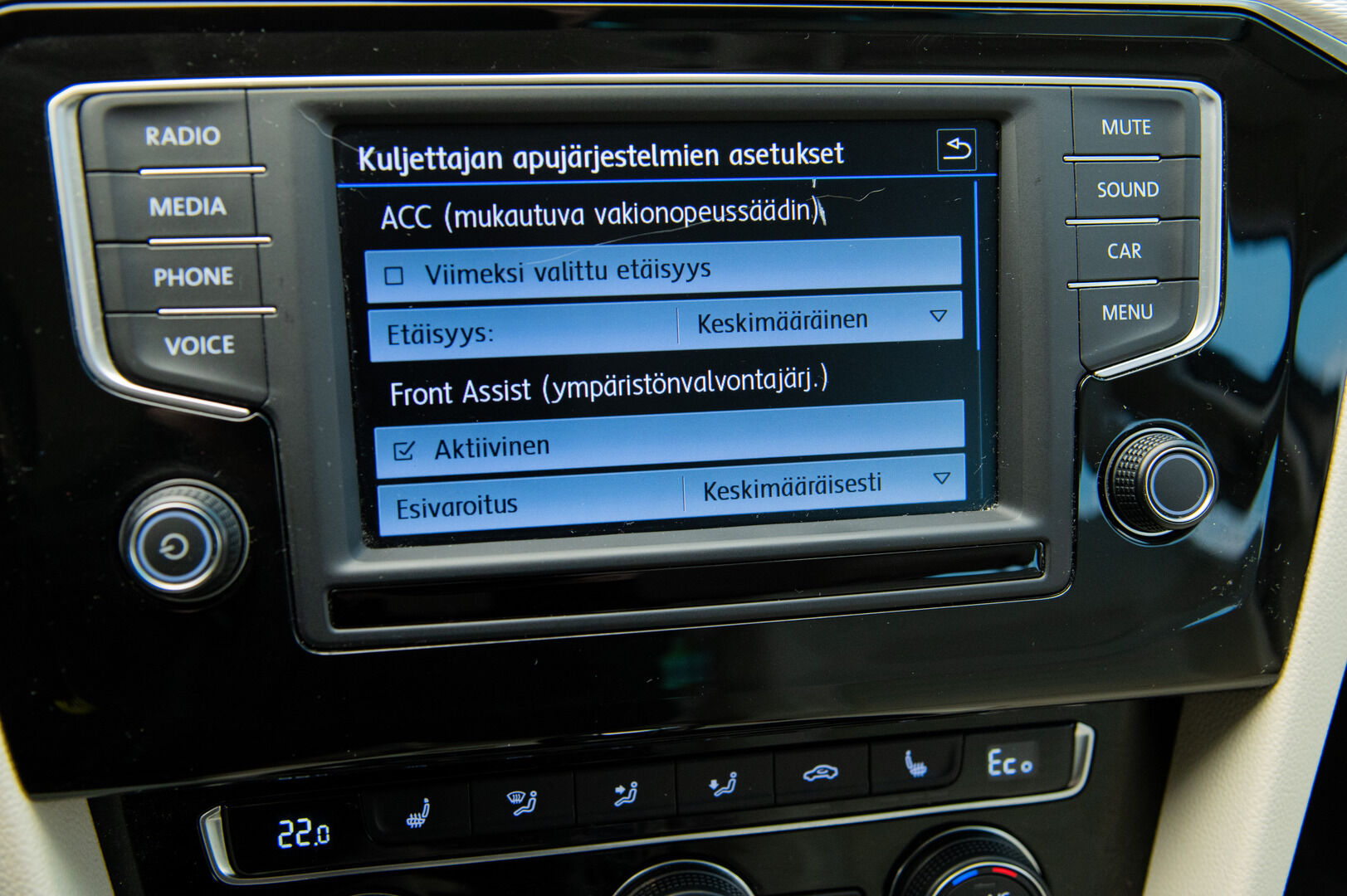 Volkswagen Passat 2016 Variant GTE Plug-In Hybrid 160 kW (218 hv) DSG-automaatti - ACC | Ergo comfort | Vaalea sisusta | Koukku | P-Kamera | Ambient valaistus