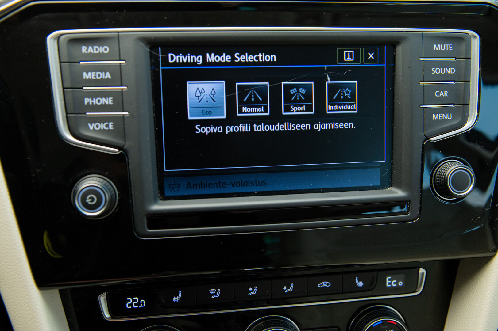 Volkswagen Passat 2016 Variant GTE Plug-In Hybrid 160 kW (218 hv) DSG-automaatti - ACC | Ergo comfort | Vaalea sisusta | Koukku | P-Kamera | Ambient valaistus