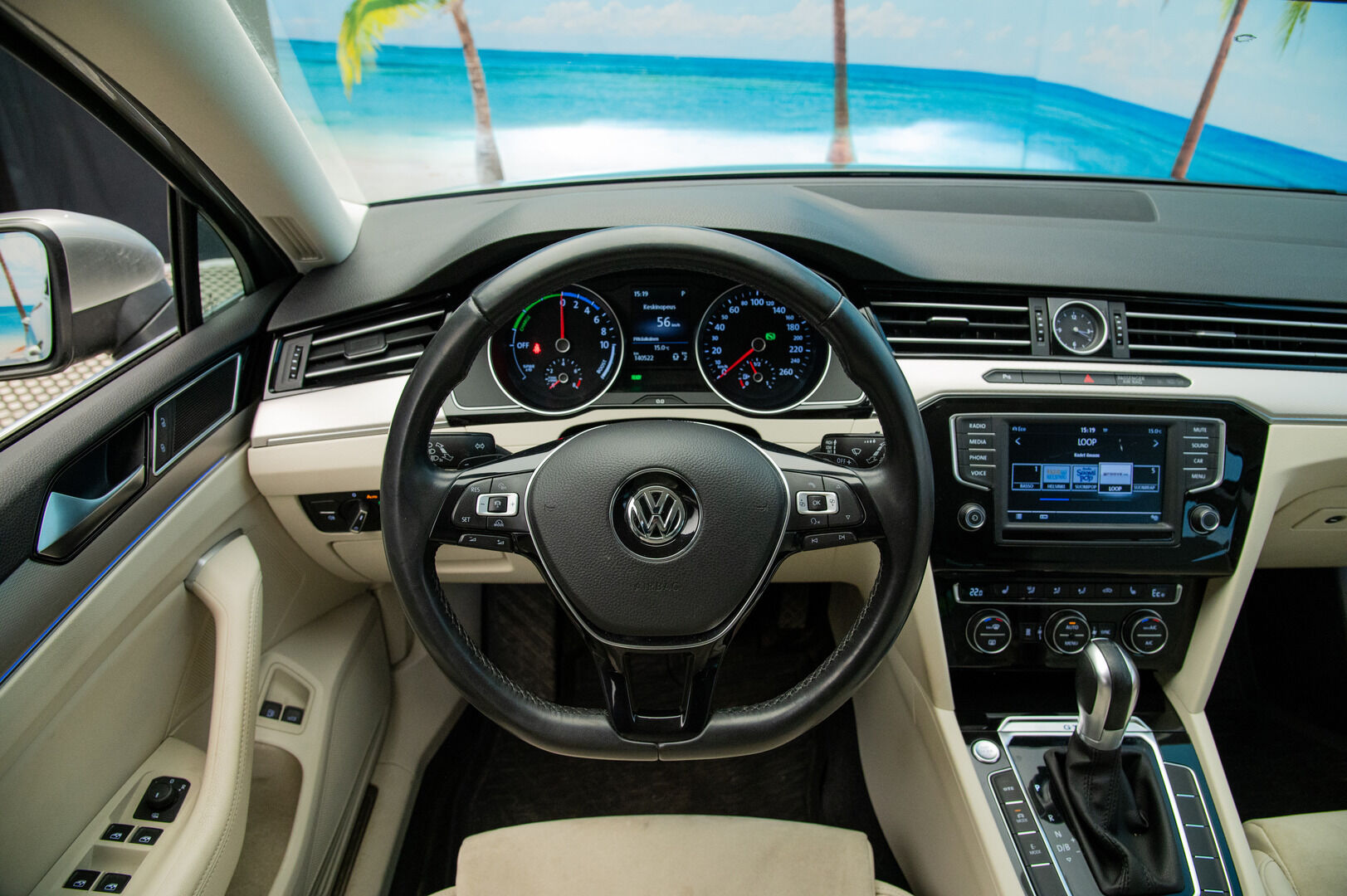 Volkswagen Passat 2016 Variant GTE Plug-In Hybrid 160 kW (218 hv) DSG-automaatti - ACC | Ergo comfort | Vaalea sisusta | Koukku | P-Kamera | Ambient valaistus