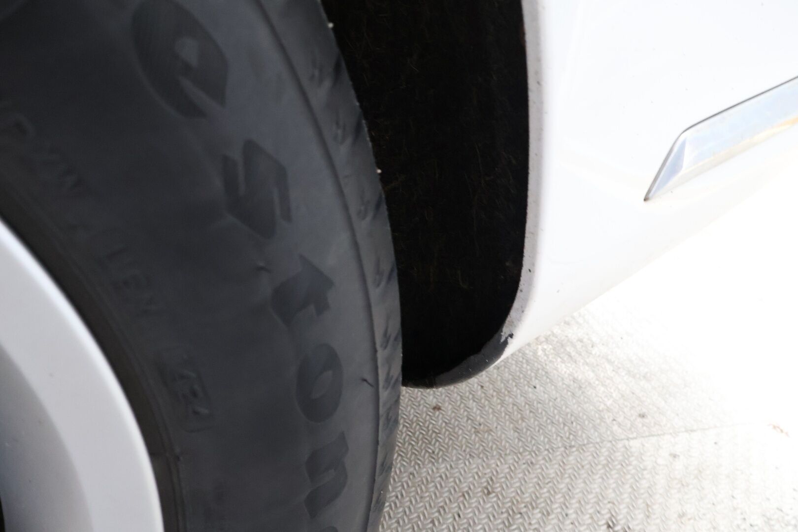 Volkswagen Passat 2012 - YritysOutlet - Myydään vain yrityksille - – Tämä auto myydään YritysOutlet -valikoimasta vain yritykselle
