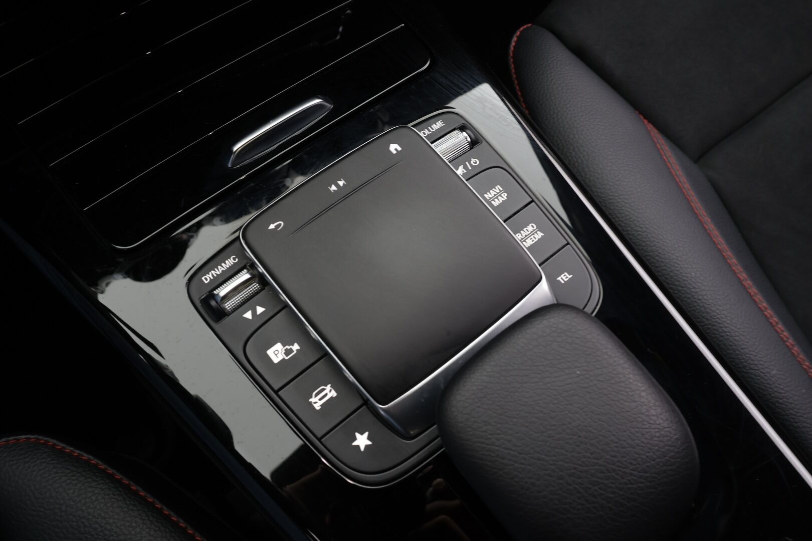 Mercedes-Benz CLA 2020 250 4MATIC A Shooting Brake Business AMG * Widescreen / P.Kamera / LED-High Performance / Kaistavahti / Sportpenkit * - Kahdet Renkaat / Suomi-auto - HULLUT BLACKWEEK JATKOT - KORKOTARJOUS 2,49%