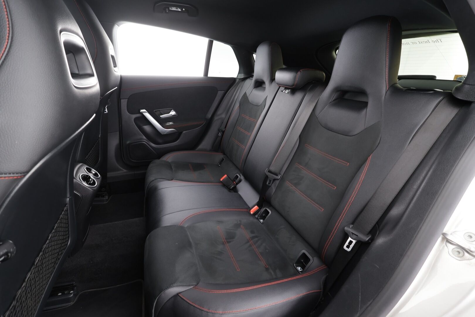 Mercedes-Benz CLA 2020 250 4MATIC A Shooting Brake Business AMG * Widescreen / P.Kamera / LED-High Performance / Kaistavahti / Sportpenkit * - Kahdet Renkaat / Suomi-auto - HULLUT BLACKWEEK JATKOT - KORKOTARJOUS 2,49%