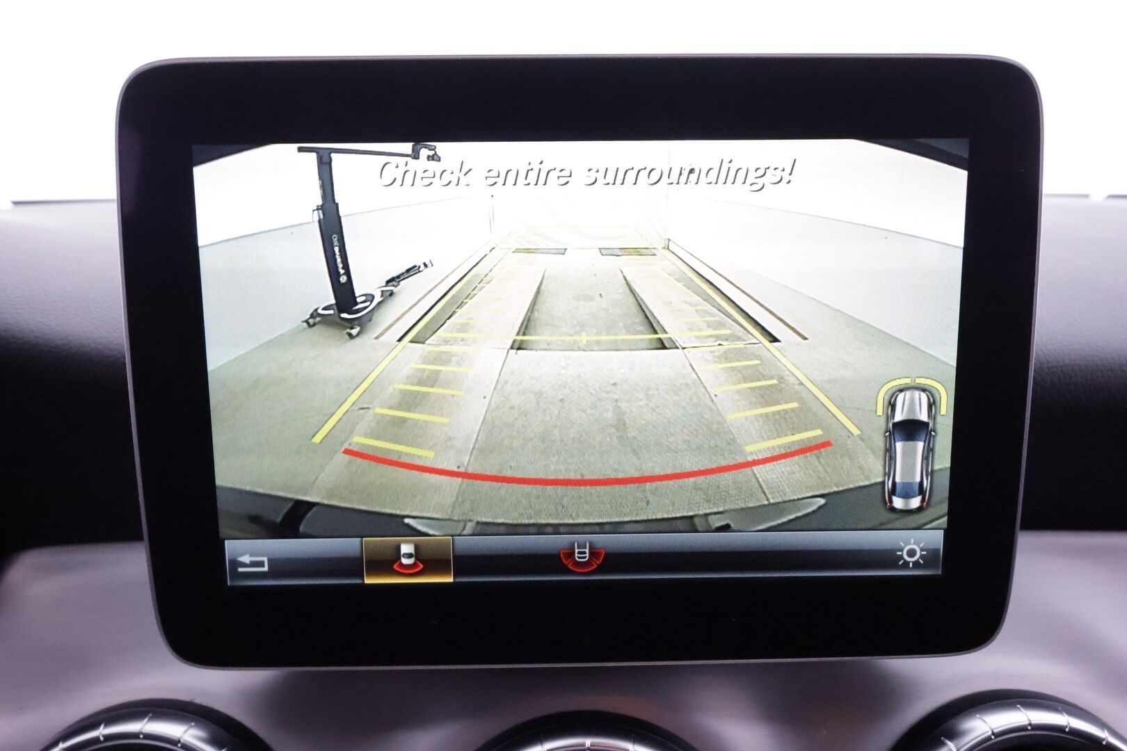 Mercedes-Benz CLA 2017 250 4Matic A Business AMG * LED-High Performance / P.Kamera / Sportpenkit / Kattoluukku / Vakkari / Sisätilanlämmitin * - Kahdet renkaat - HULLU BLACKWEEK KORKOTARJOUS 2,49%