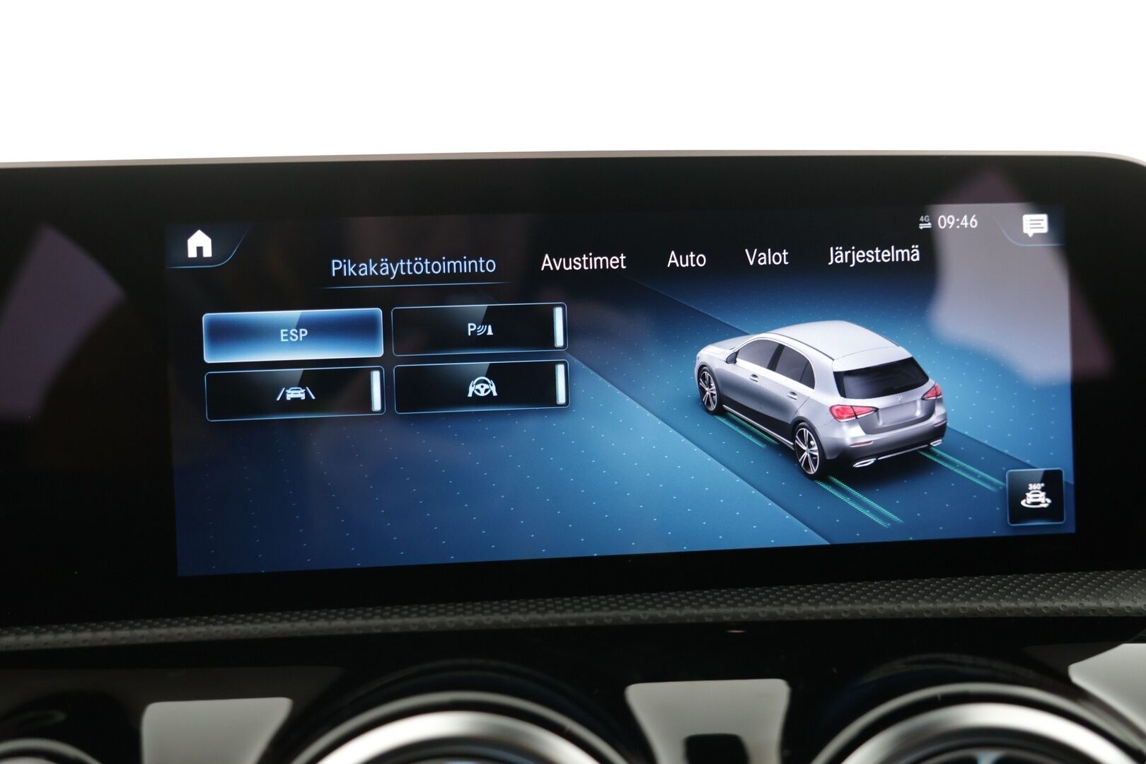 Mercedes-Benz A 2018 1.5 180 d A Business style - | Ilmastoidut- ja hierovat penkit ! | Nahat | ACC | Tutkat |