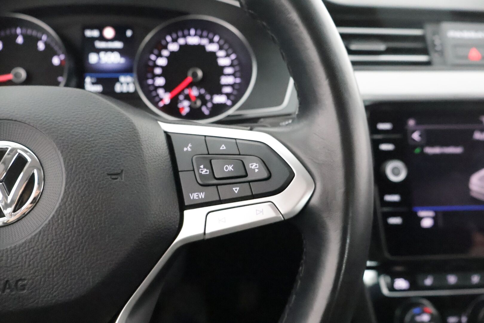 Volkswagen Passat 2020 edan Style 1,5 TSI EVO 110 kW DSG-automaatti *Adap.vakkari / ErgoComfort / P.tutkat / Aple&Android / Navi* - 1.om Suomi-auto / Myydään juuri merkkihuollettuna / Merkkihuollettu / Kahdet renkaat alumiinivantein / Seuraava katsastus 05.2026