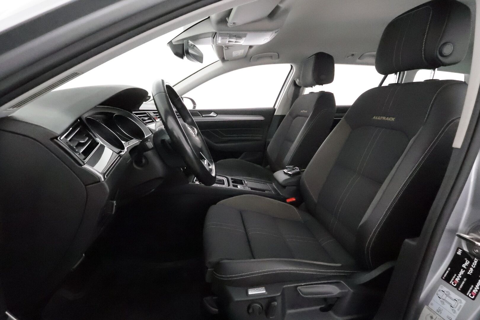 Volkswagen Passat 2020 Variant Alltrack 2,0 TDI SCR 140 kW 4MOTION DSG *ACC / IQ.Light / 360° / Webasto / Navi / KeylessGo* - Suomi-auto / Kahdet renkaat aluvanteilla
