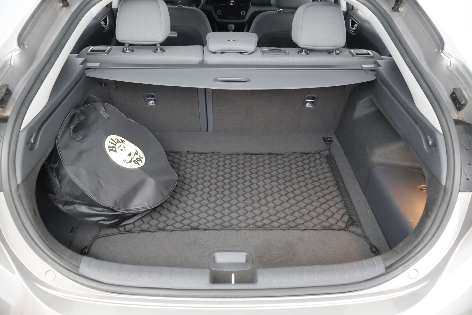 Hyundai IONIQ plug-in 2021 1,6 plug-in 141 hv 6-DCT Comfort Limited Edition MY20 - 1-omisteinen / 2 hyvät renkaat aluvanteilla / Suomi-auto *