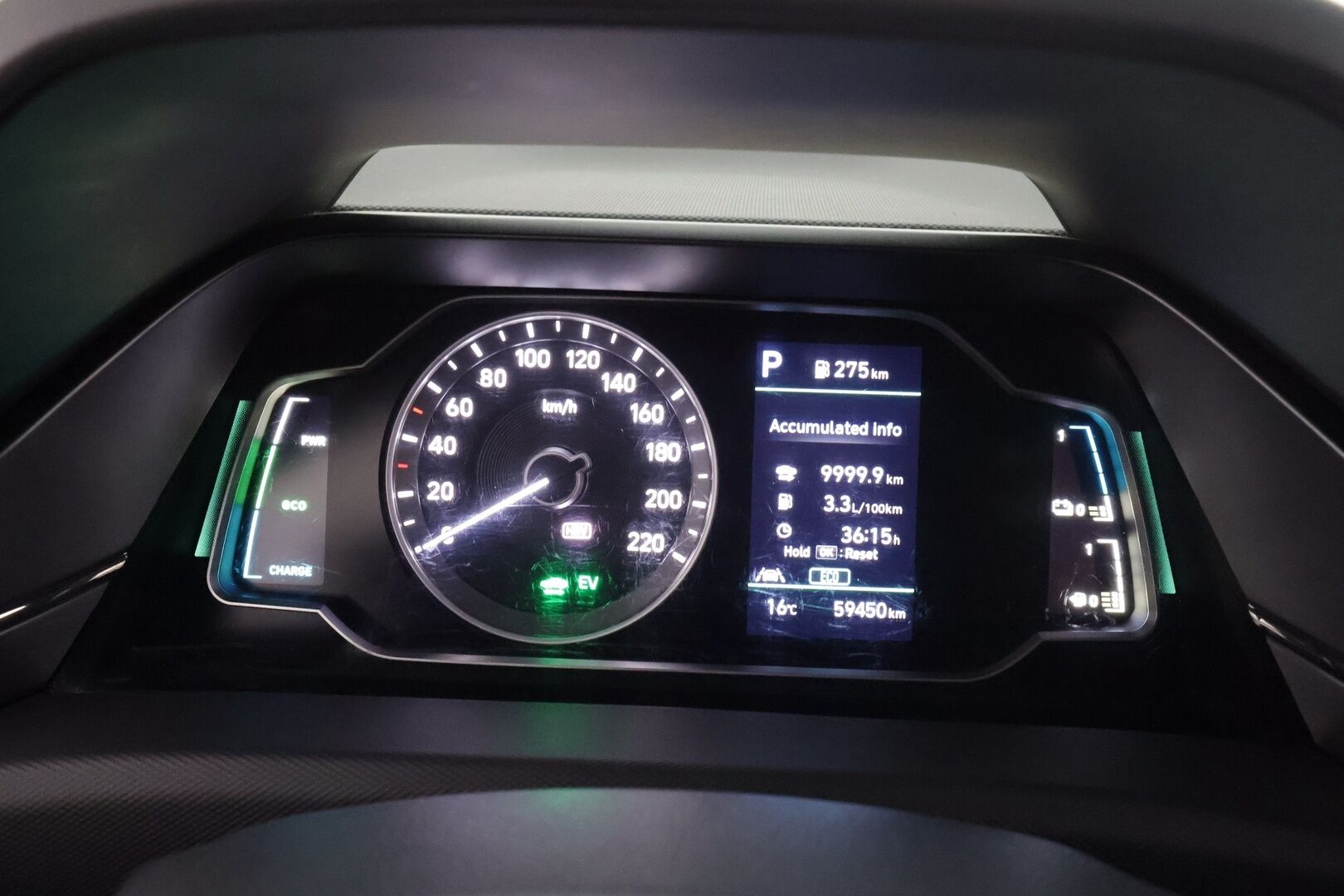 Hyundai IONIQ plug-in 2021 1,6 plug-in 141 hv 6-DCT Comfort Limited Edition MY20 - | Vakkari | LED | P.Kamera | Navi | Ratinlämmitys | Apple&Android | 1.Om Suomi-auto | Kahdet Renkaat |