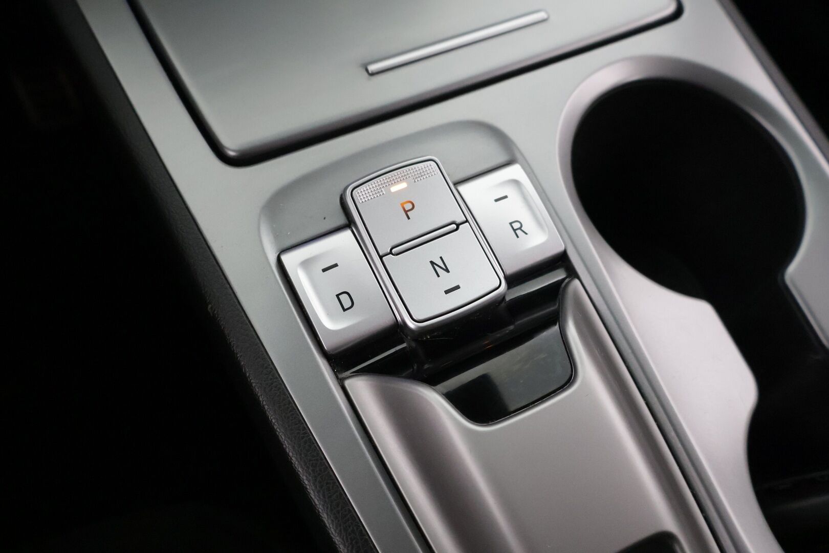 Hyundai KONA 2020 electric 39 kWh 136 hv Comfort** P-Kamera / ACC / Suomi-Auto - Ilmalämpöpumppu / Lime Twist -metalliväri