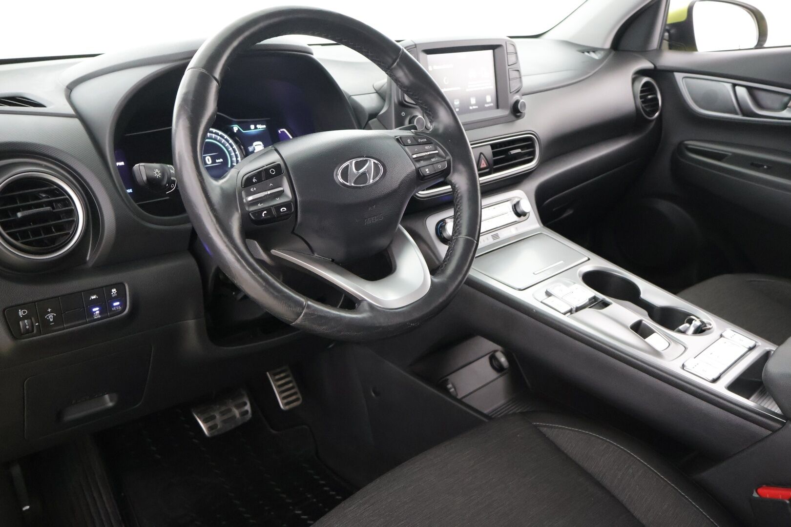 Hyundai KONA 2020 electric 39 kWh 136 hv Comfort** P-Kamera / ACC / Suomi-Auto - Ilmalämpöpumppu / Lime Twist -metalliväri