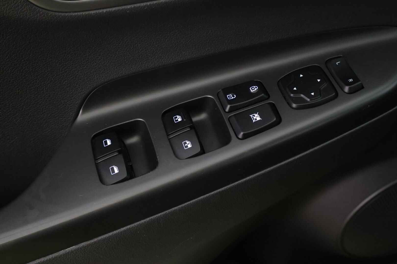 Hyundai KONA 2020 electric 39 kWh 136 hv Comfort** P-Kamera / ACC / Suomi-Auto - Ilmalämpöpumppu / Lime Twist -metalliväri