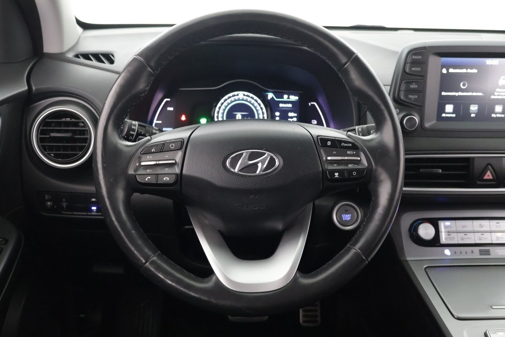 Hyundai KONA 2020 electric 39 kWh 136 hv Comfort** P-Kamera / ACC / Suomi-Auto - Ilmalämpöpumppu / Lime Twist -metalliväri