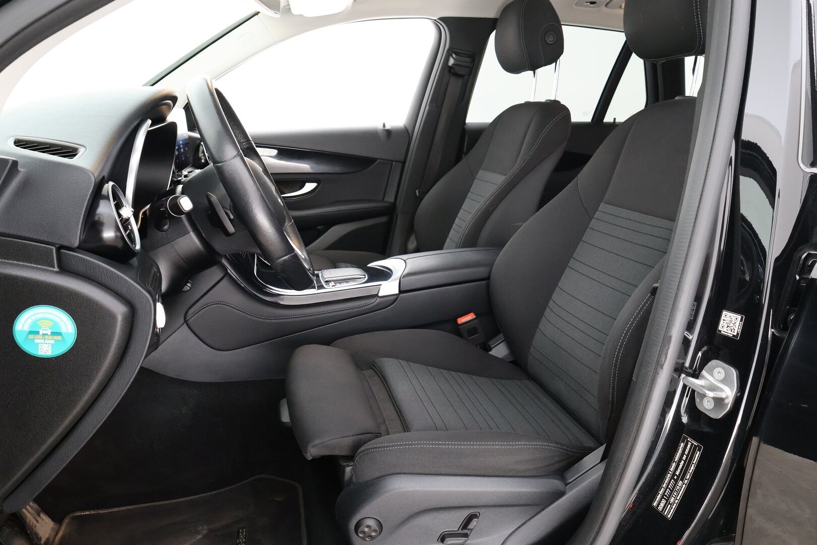 Mercedes-Benz GLC 2020 300 e 4MATIC A Business EQ Power - | 2-om. Suomi-auto | Facelift | Digimittaristo | Vakkari | Peruutuskamera | Sähköluukku |