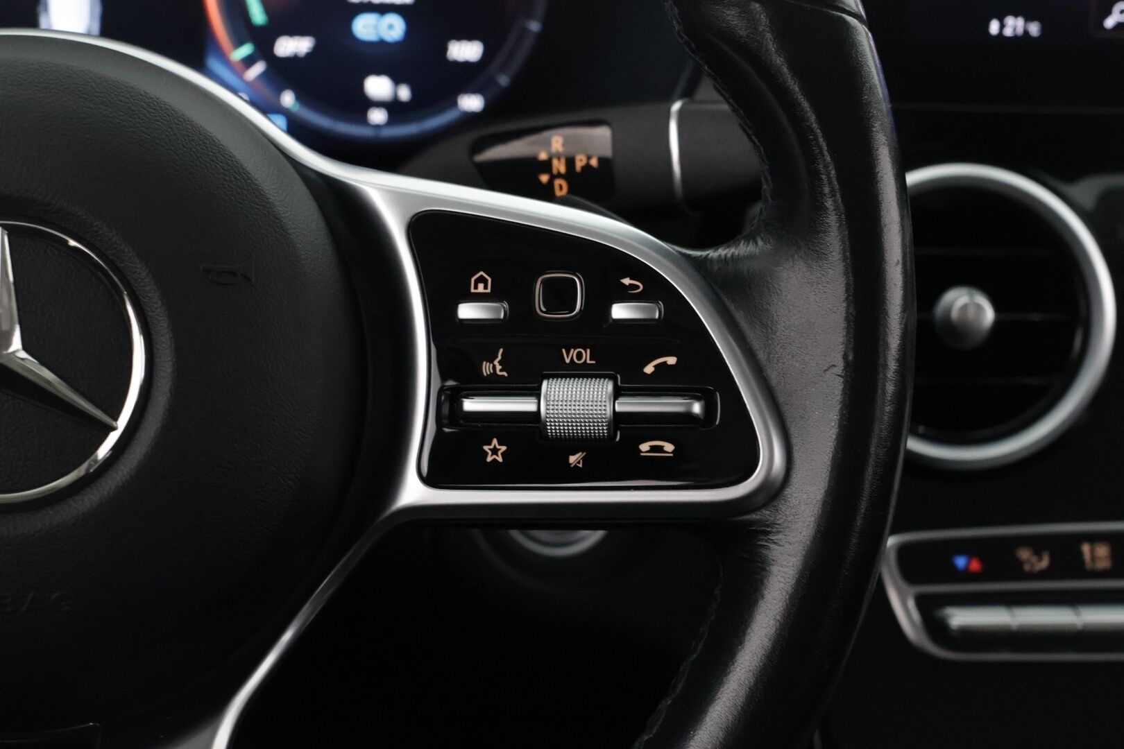 Mercedes-Benz GLC 2020 300 e 4MATIC A Business EQ Power - | 2-om. Suomi-auto | Facelift | Digimittaristo | Vakkari | Peruutuskamera | Sähköluukku | - KORKO VAIN 3,99 %