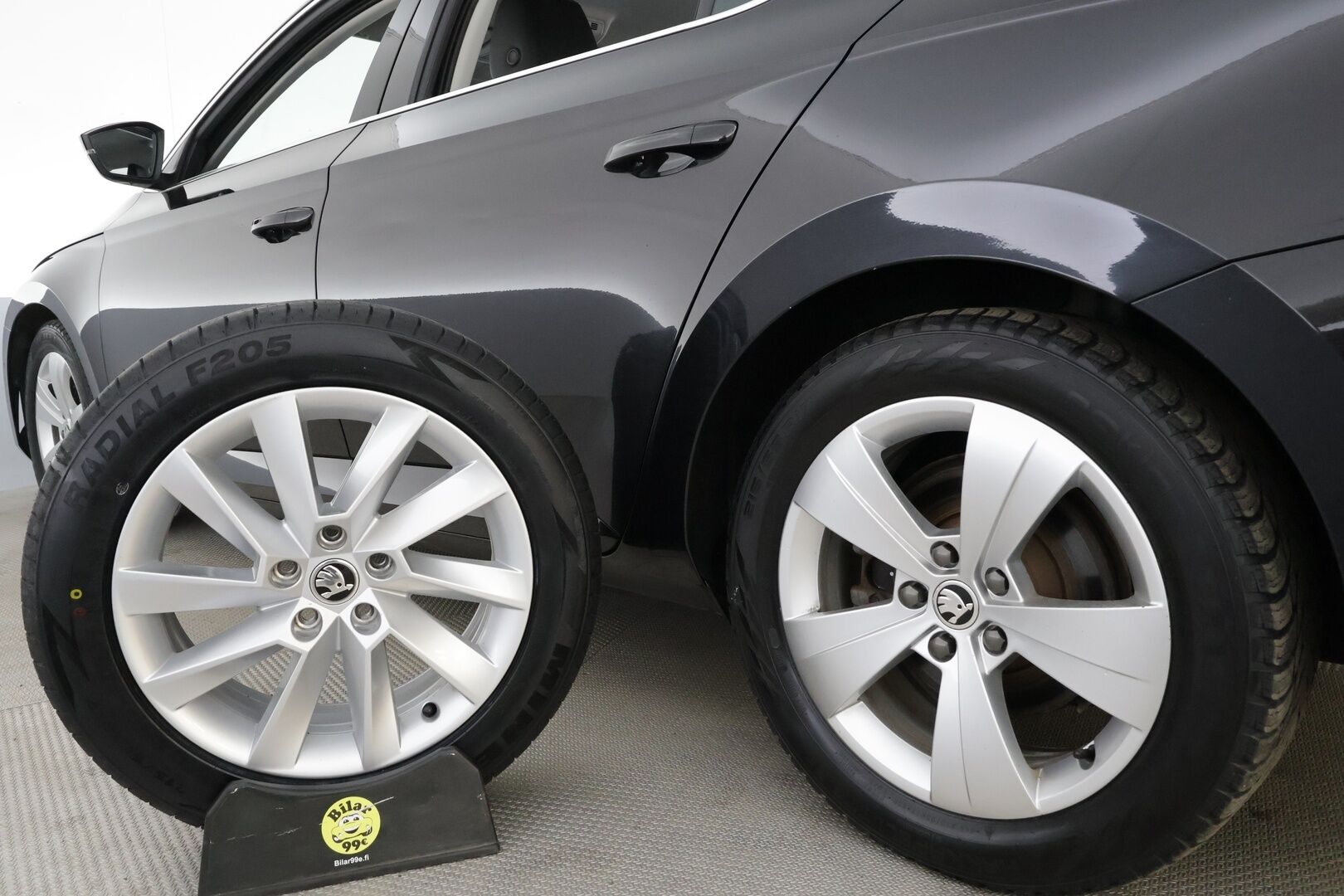 Skoda Superb 2020 1,4 TSI PHEV Style iV DSG * Webasto / Koukku / ACC / Matrix-LED / P.kamera / Muistipenkki / Navi / Kaistavahti * - Suomi-auto / 2x Latauskaapelit / Kahdet renkaat / Merkkihuollot - HULLU BLACKWEEK KORKOTARJOUS 2,49%