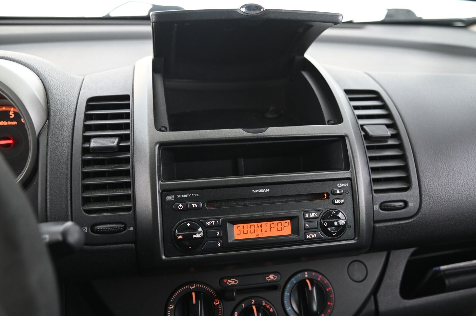 Nissan Note 2007 5D NOTE MPV 1.6 AUTOMATIC **Yritys Outlet - Myydään vain yrityksille * - *Yritys Outlet - Myydään vain yrityksille *