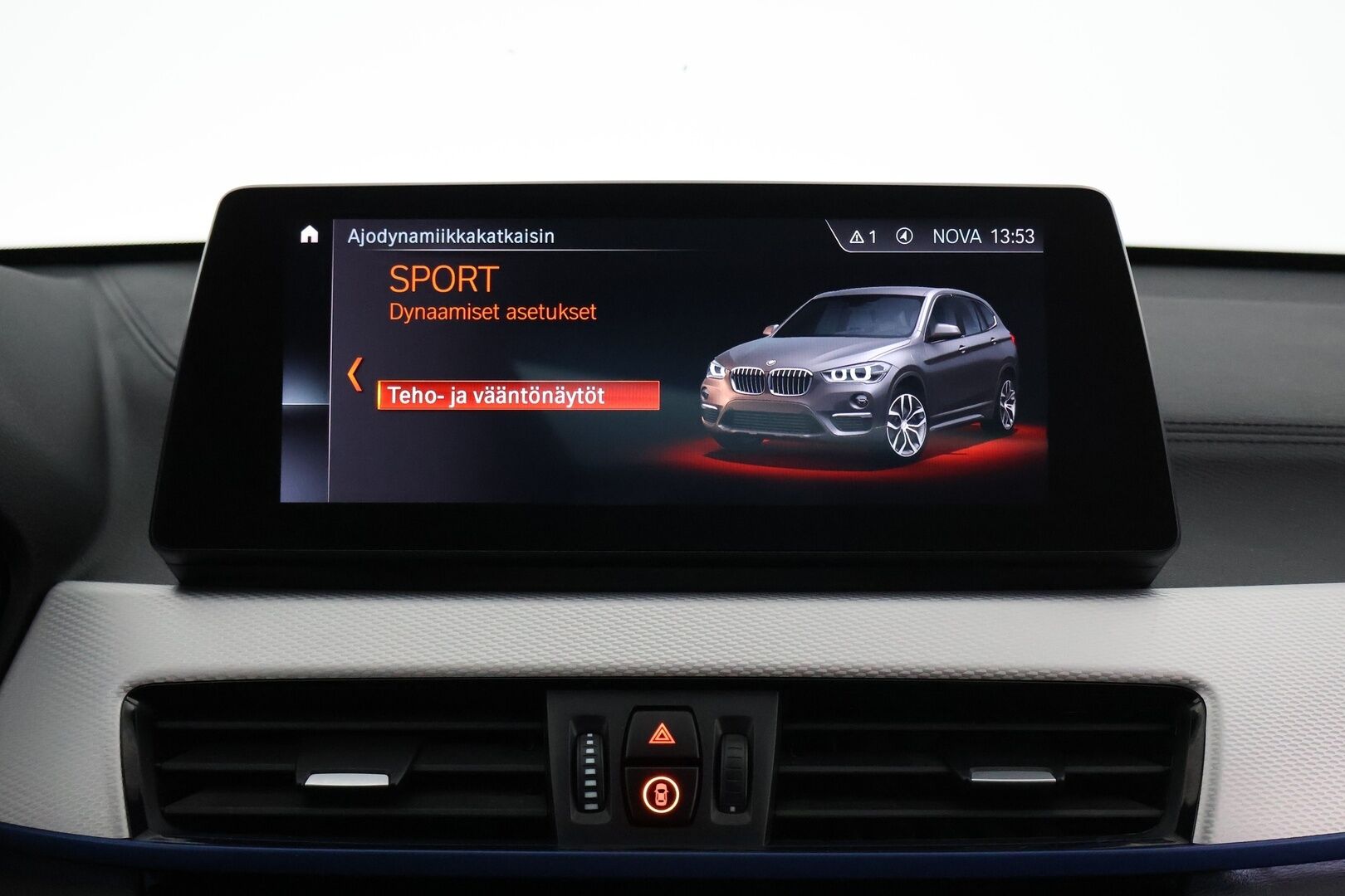 BMW X1 2020 F48 xDrive25e A Charged Edition M Sport - Suomi-Auto | ACC | HUD | Panorama | P-Kamera | Sport-Nahat | Sähköluukku | NAVI