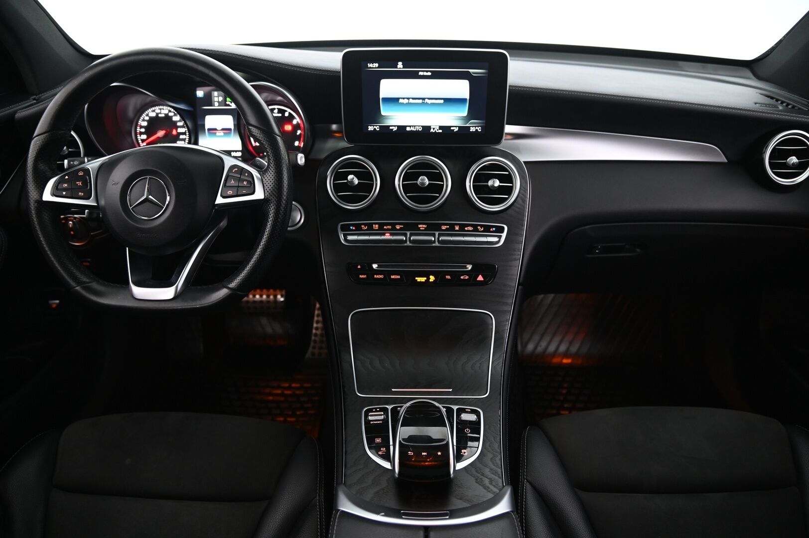 Mercedes-Benz GLC 2017 350 e 4Matic A Premium Business *AMG / Burmester / Panorama / 360-kamera / BLIS / Myydään Huutokaupat.com* - *Myydään Huutokaupat.com*