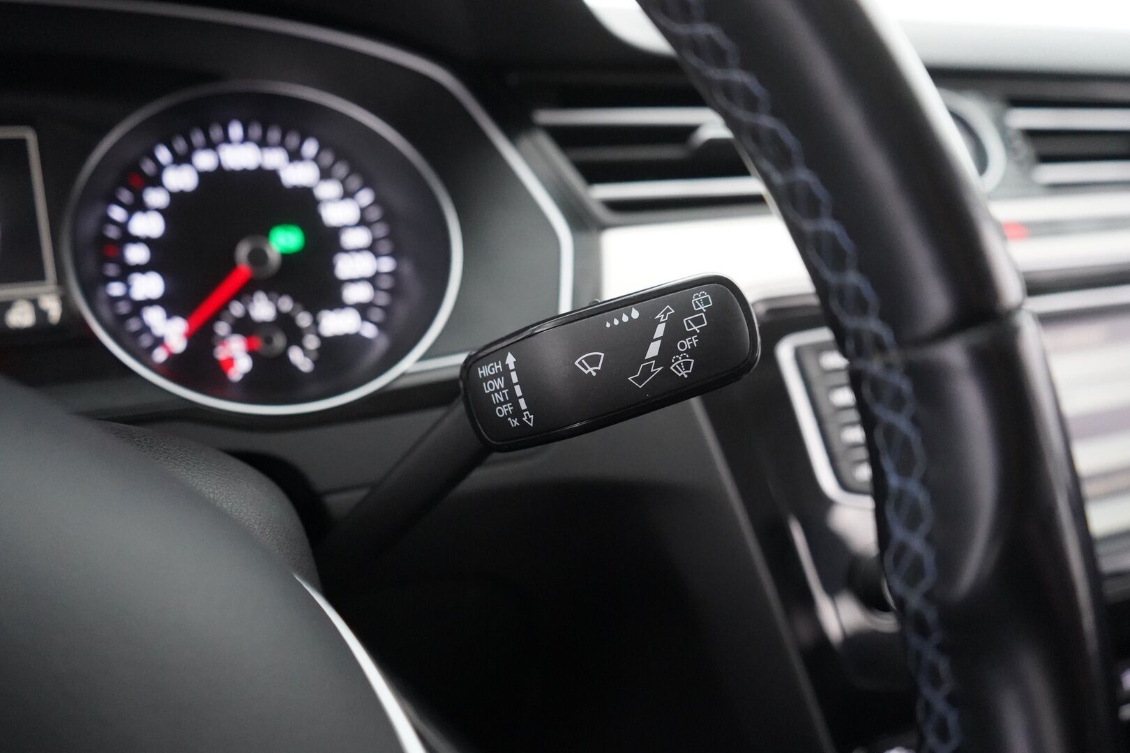 Volkswagen Passat 2016 Variant GTE Plug-In Hybrid 160 kW  DSG-aut *Webasto / Adapt.Vakkari  / P.Kamera / Nahka-Alcantara / Vetokoukku / Merkkihuollot! * - HUUTOKAUPAT.COM!