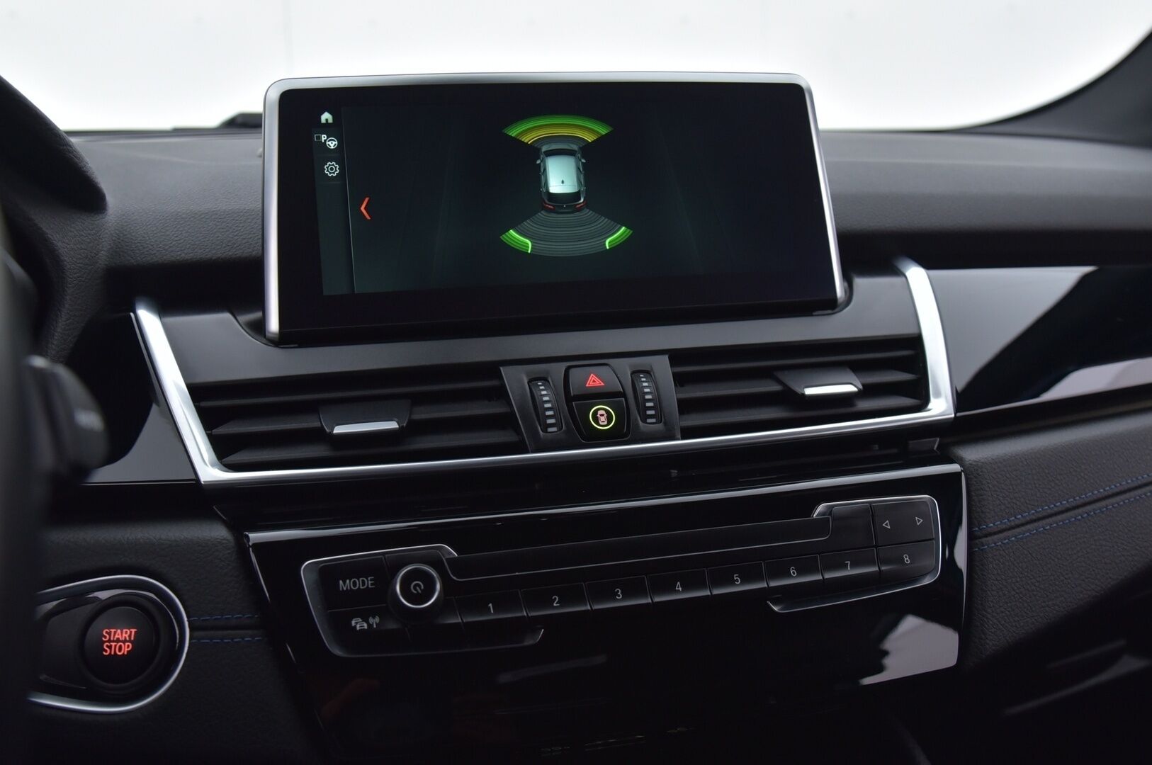 BMW 225 2018 F45 Active Tourer 225xe iPerformance M-Sport*ACC / HUD / Proff.navi / Apple carplay / Keyless* - *Nahka sporttipenkit / 2x renkaat ja alumiini vanteet* - HULLUT AVAJAISHULINAT KORKOTARJOUS 3,29 %