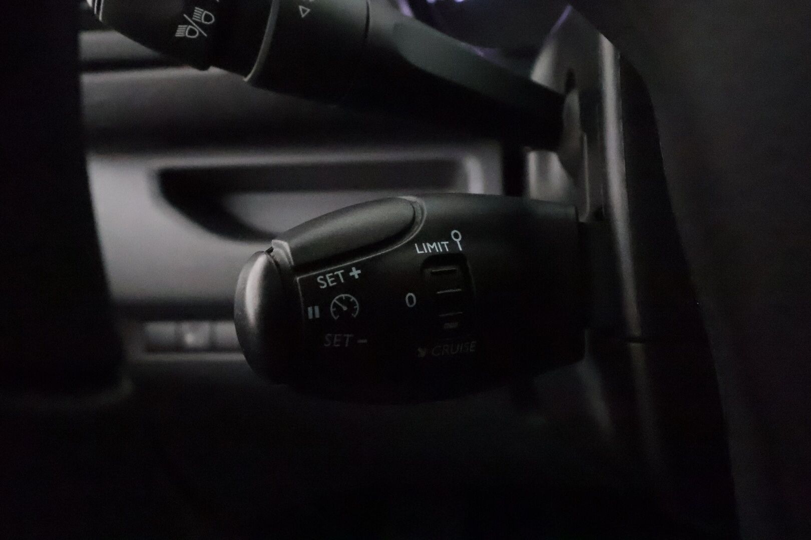 Toyota Proace Verso 2020 Kombi L1 1,5 D 120 **Webasto / P.kamera /  Vakkari / Ilmastointi / Digitaalinen taustapeili / Bluetooth** - 1-om Suomi-auto / Kahdet Renkaat / Merkkihuollettu!