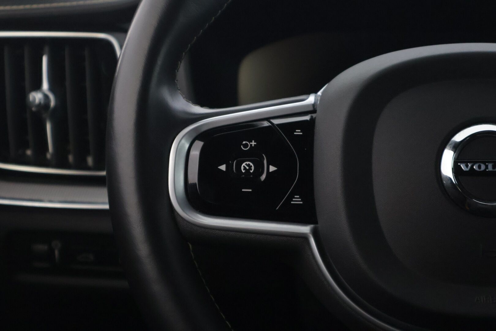 Volvo S60 2021 T8 TwE AWD Business Polestar Engineered aut - | Suomi-auto | ACC | Webasto | H&K | KeylessGo | Muistipenkit | Navi | Kamera | Merkkikirja |