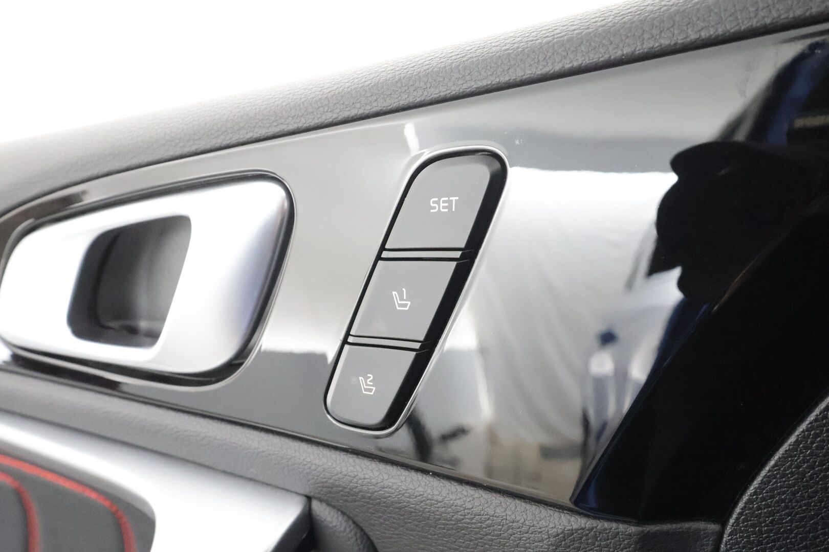 Kia ProCeed 2021 1,6 T-GDI ISG 204hv GT Business Premium SB DCT A/T * ACC / P.kamera / JBL / Panorama / Muistipenkki / Navi * - Suomi-auto / Kahdet renkaat aluvanteilla 