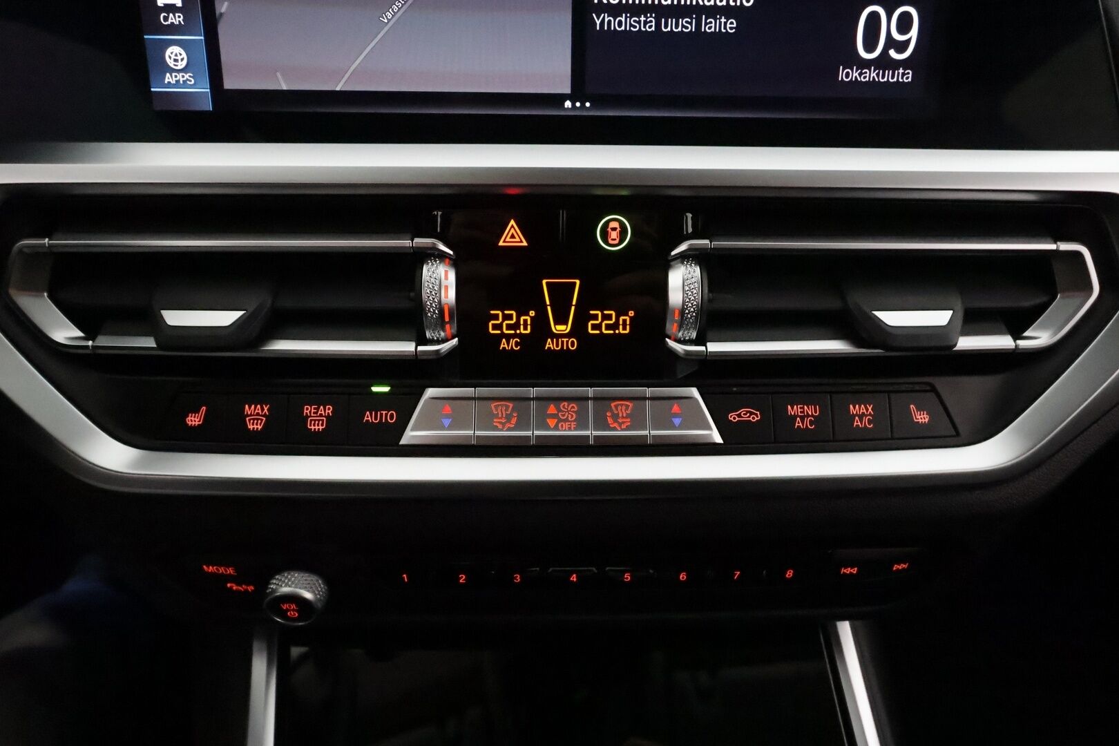 BMW 330 2021 G21 Touring 330e xDrive Sportline *H&K / Adapt.vakkari / Digimittaristo / Sporttipenkit / Apple&Android / P.tutkat / Sähköluukku* - 1-om. Suomi-auto / Akku kuntotarkastettu / Shadowline / Ambient valot / 2x vanteet 