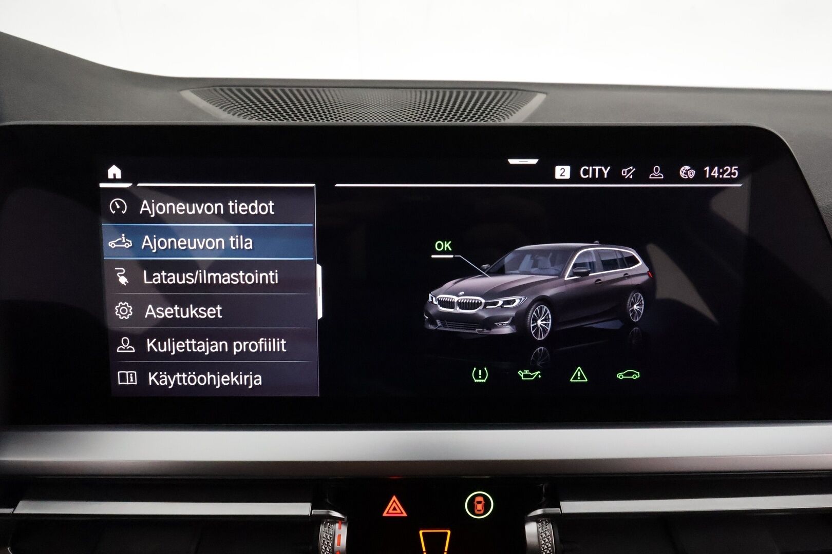 BMW 330 2021 G21 Touring 330e xDrive Sportline *H&K / Adapt.vakkari / Digimittaristo / Sporttipenkit / Apple&Android / P.tutkat / Sähköluukku* - 1-om. Suomi-auto / Shadowline / Ambient valot / 2x vanteet 