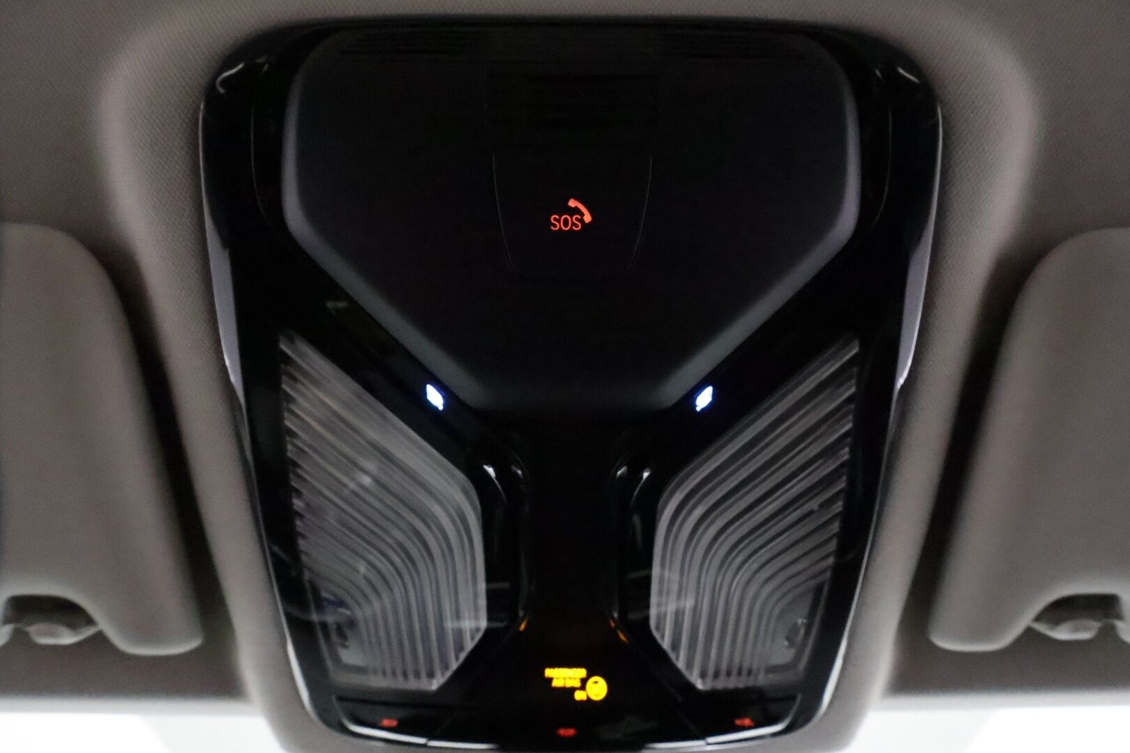 BMW 330 2021 G21 Touring 330e xDrive Sportline *H&K / Adapt.vakkari / Digimittaristo / Sporttipenkit / Apple&Android / P.tutkat / Sähköluukku* - 1-om. Suomi-auto / Akku kuntotarkastettu / Shadowline / Ambient valot / 2x vanteet - HULLU BLACKWEEK KORKOTARJOUS 2,49%