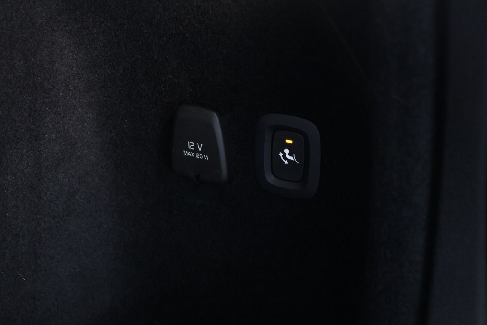 Volvo V60 Cross Country 2021 B4 AWD D-MHEV Business aut - | Adapt. vak. | Webasto | Vetokoukku | BLIS | Merkkihuollot | Suomi-Auto | P-Kamera | Keyless | Digimittaristo - KORKO VAIN 3,99 %