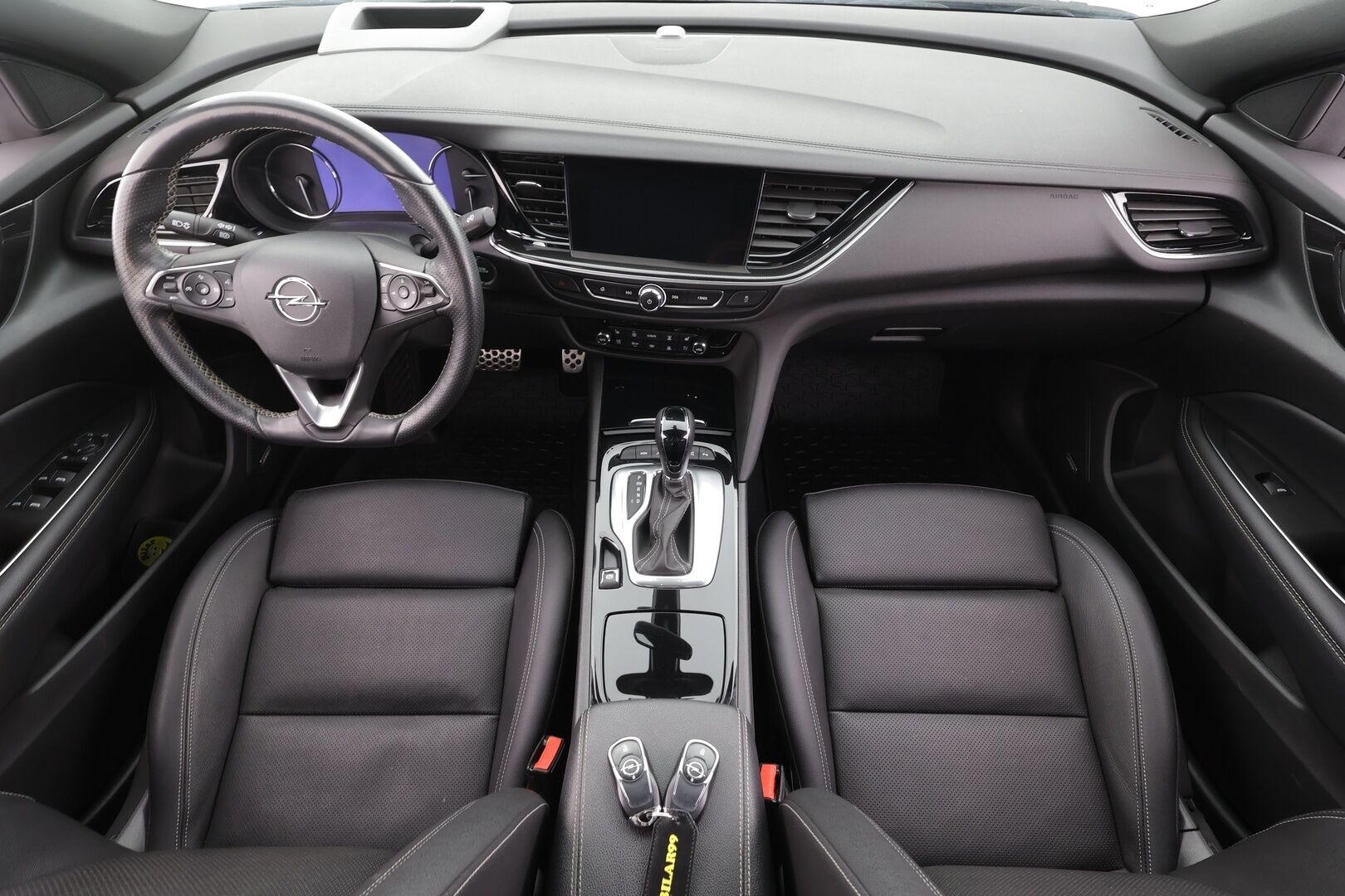 Opel Insignia 2021 Grand Sport Executive GS 200 Turbo A * ACC / HUD / P.kamera / Ilmastoidut Nahat / P.kamera / Apple&Android * - Suomi-auto / Kahdet Renkaat - HULLUT AVAJAISHULINAT KORKOTARJOUS 3,29 %