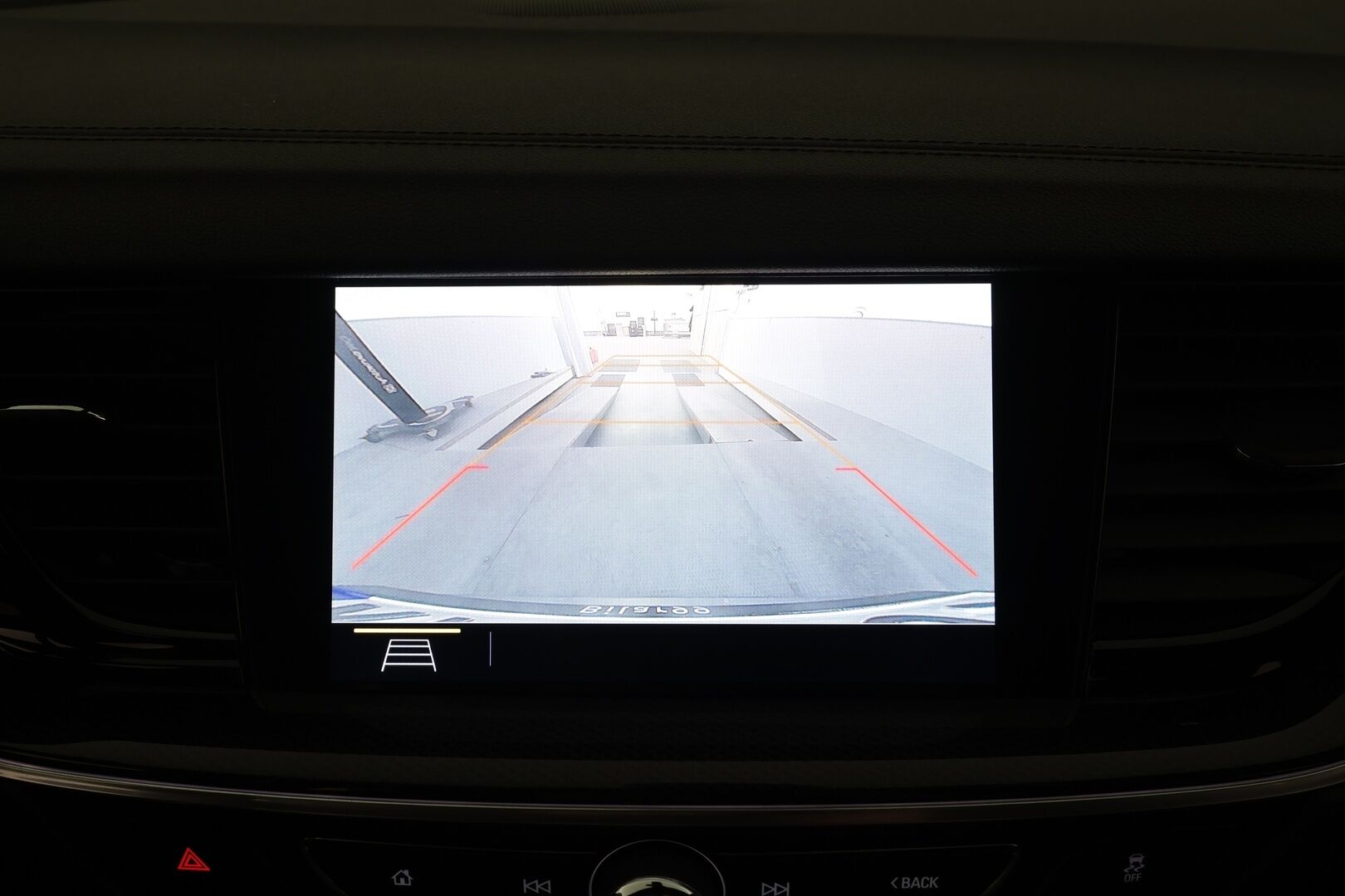 Opel Insignia 2021 Grand Sport Executive GS 200 Turbo A * ACC / HUD / P.kamera / Ilmastoidut Nahat / P.kamera / Apple&Android * - Suomi-auto / Kahdet Renkaat - HULLUT AVAJAISHULINAT KORKOTARJOUS 3,29 %