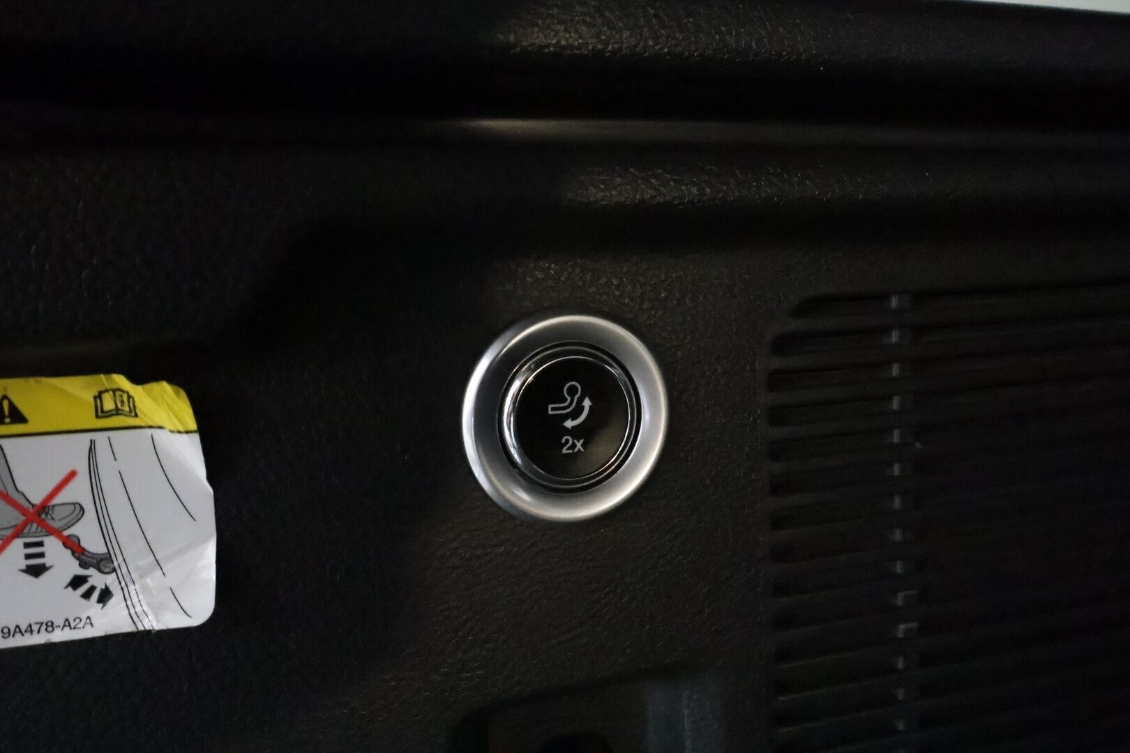 Ford Mondeo 2021 2,0 187hv  Hybrid ST-LINE Wagon *Adapt.vakkari / Panorama / Muistipenkki / P.kamera / Keyless / Koukku* - Huippuvarusteet! / 1-om. Suomi-auto / XPack / Winter Pack / Kahdet renkaat aluvanteulla - HULLUT VÄLIPÄIVÄT KORKOTARJOUS 2,49%